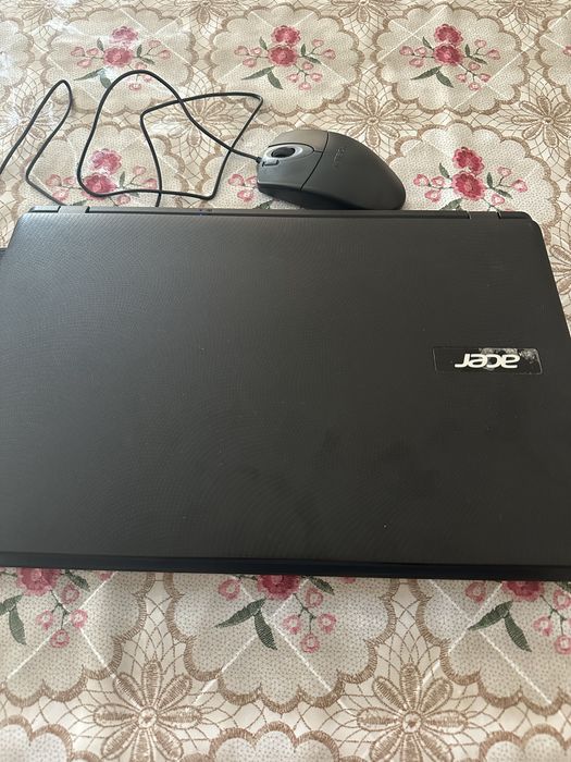 Noutbook сотилади Acer