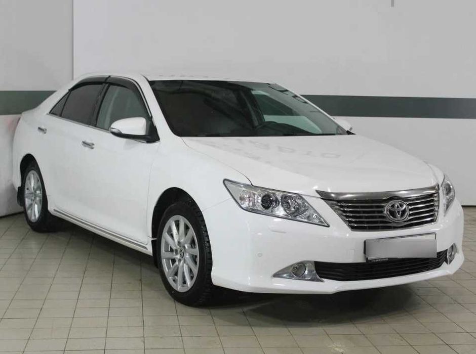 Продам авто Toyota Camry 2012