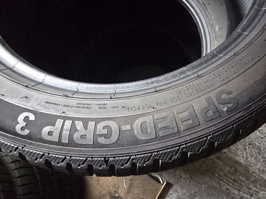 Semperit 215/55 R17 98V MS iarnă