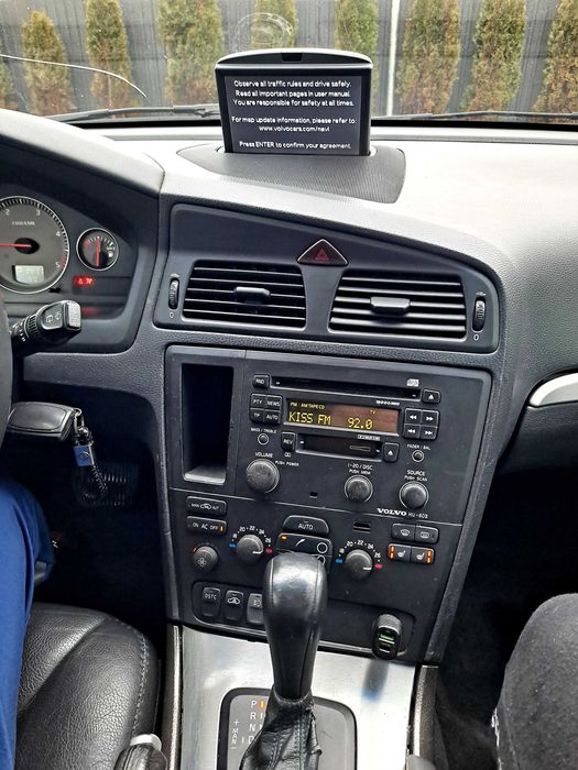 Volvo XC70 AWD 4x4 – 185 CP, 2.4 Diesel, Automat – 2004 –