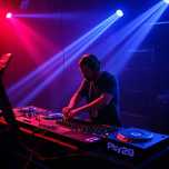 Dj plus echipamente sonorizare