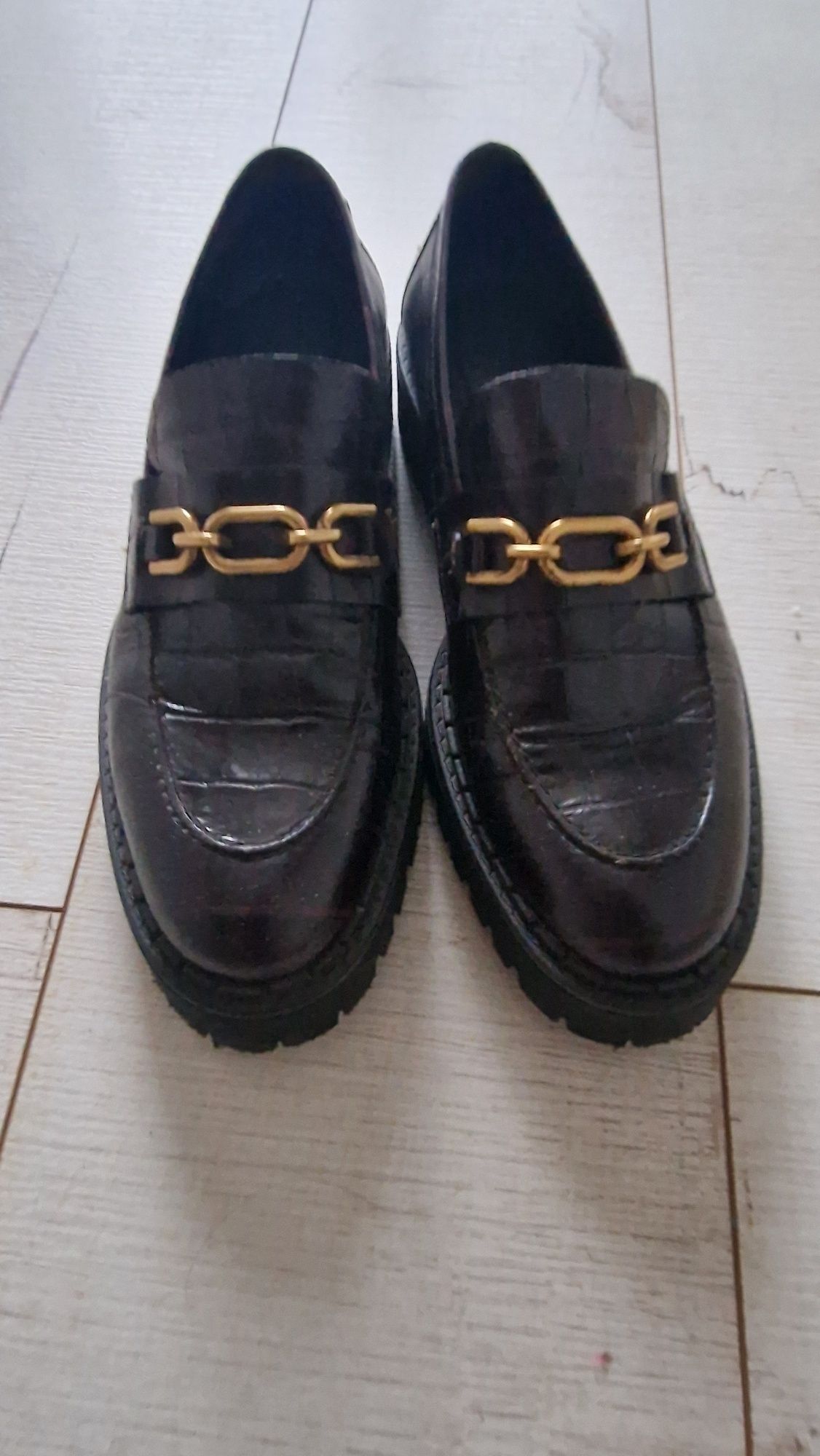 Massimo dutti leather loafers. Size 39