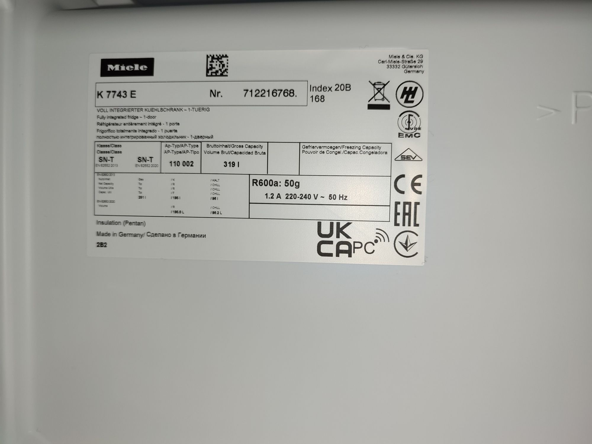 Хладилник за вграждане Miele K7743E