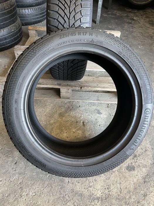 2 anvelope de iarna 225/45/17 Continental DOT 2024!