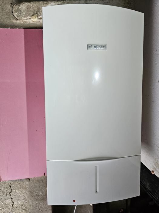 Centrală termica Bosch ZWBR35-3 7000W cu condensare