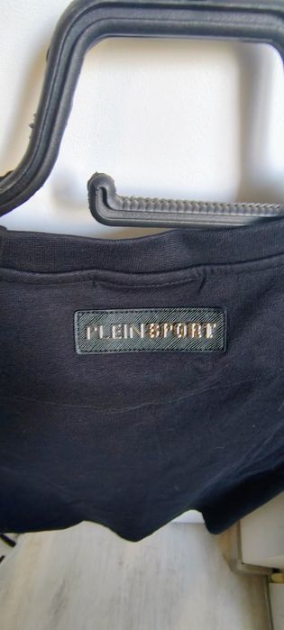 Нова оригинална тениска размер S  T shirt Plein sport