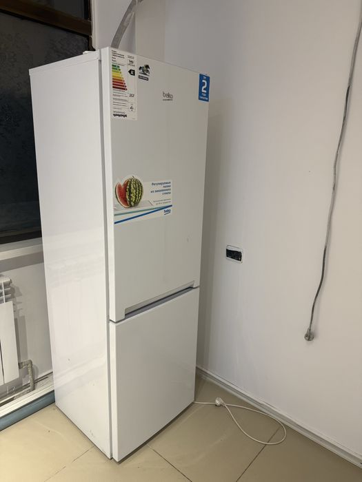 Холодильник б/у сатылады