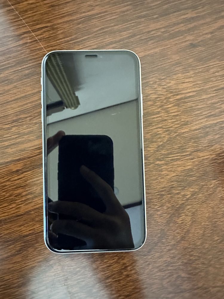 Iphone XR holati zor