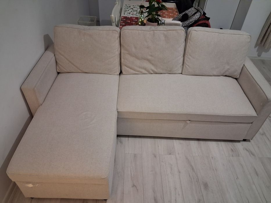 Canapea extensibila cu lada!