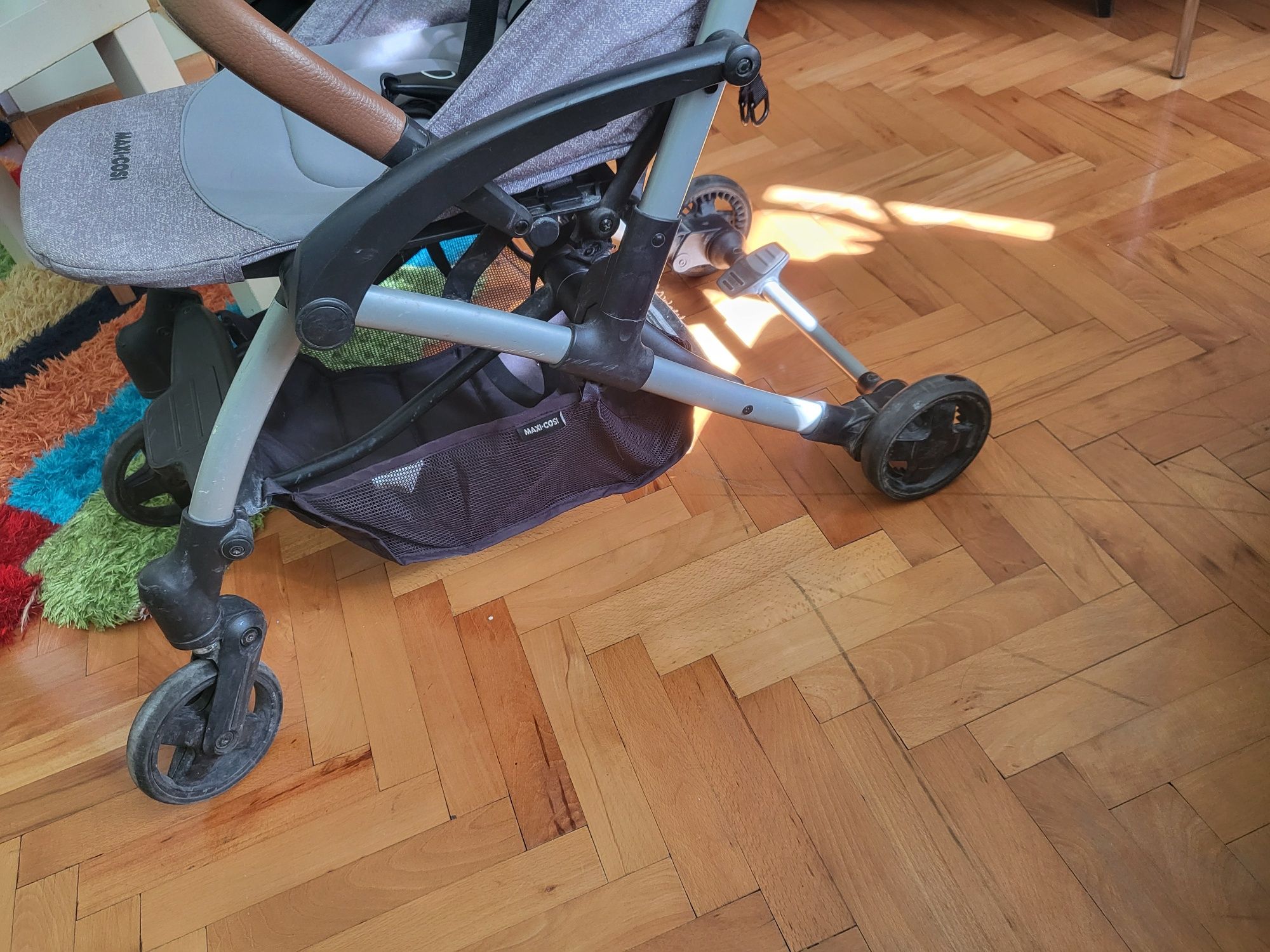 Бебешка количка Maxi cosi