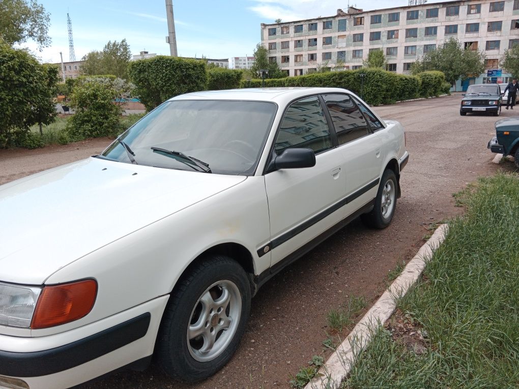 Audi 100c продаю