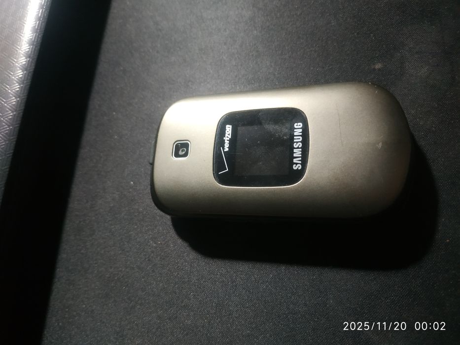 Samsung Version на запчасти, корпус в хорошем состоянии