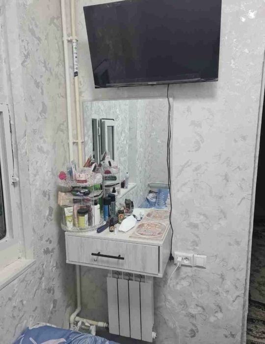 Продается 1/3/4 на м-ве Буз-2 (Ориентир 49 Школа)