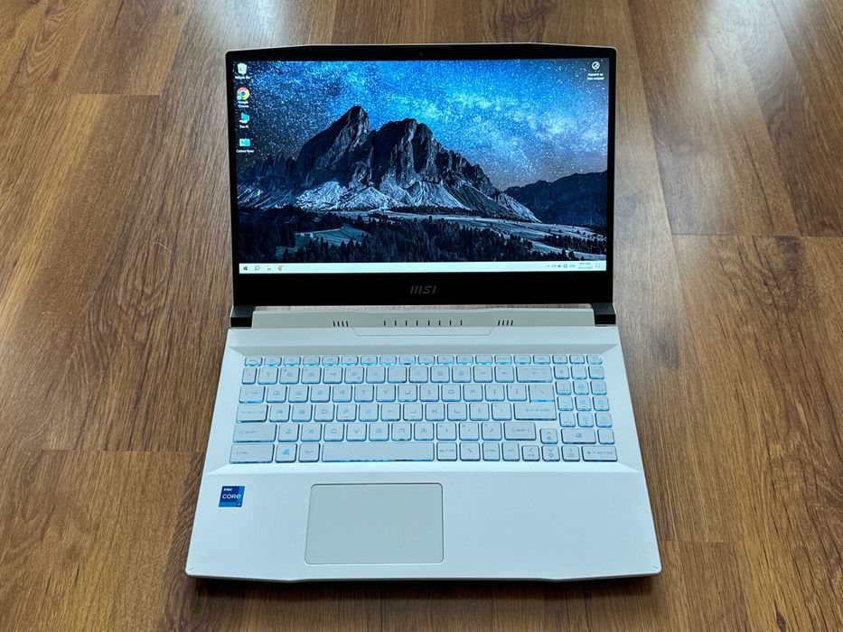 15.6' 144Hz Core i7-11800H MSI Katana 16GB DDR4/512GB NVMe/Подсветка