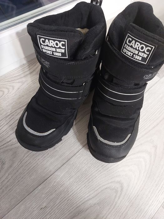 Продам детские зимние сапожки CAROC