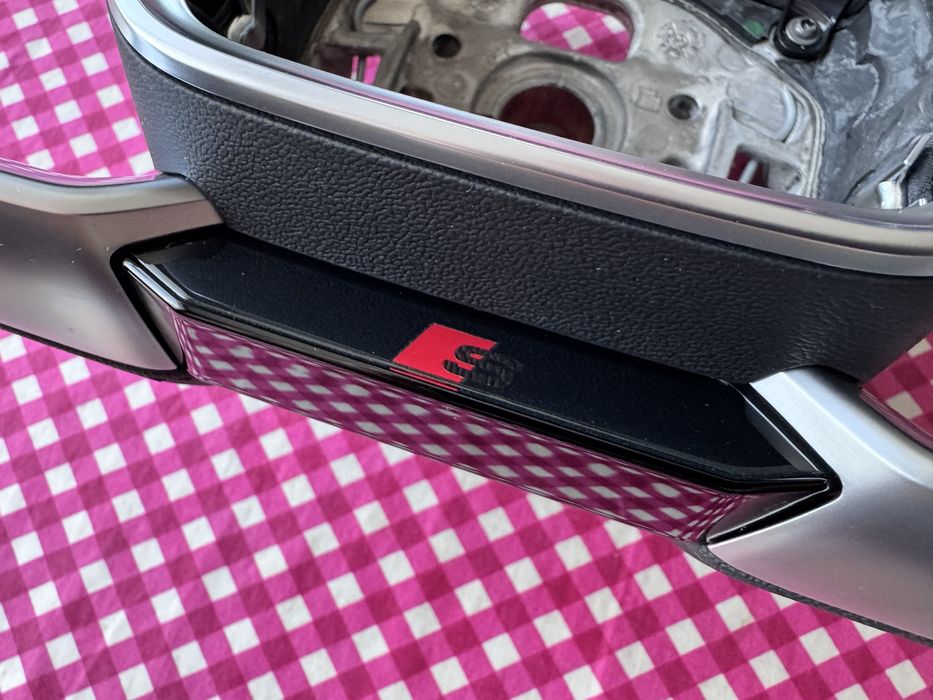 Волан Audi A8/ S8 D5