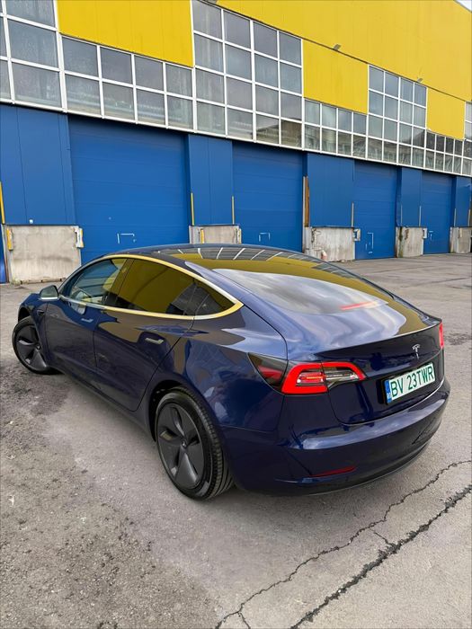 Tesla Model 3 SR+ 2019 • 133.000 km • garanție • 2 seturi anvelope