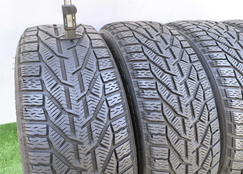 4бр. 235/60/18 TIGAR SUV Winter- зимни