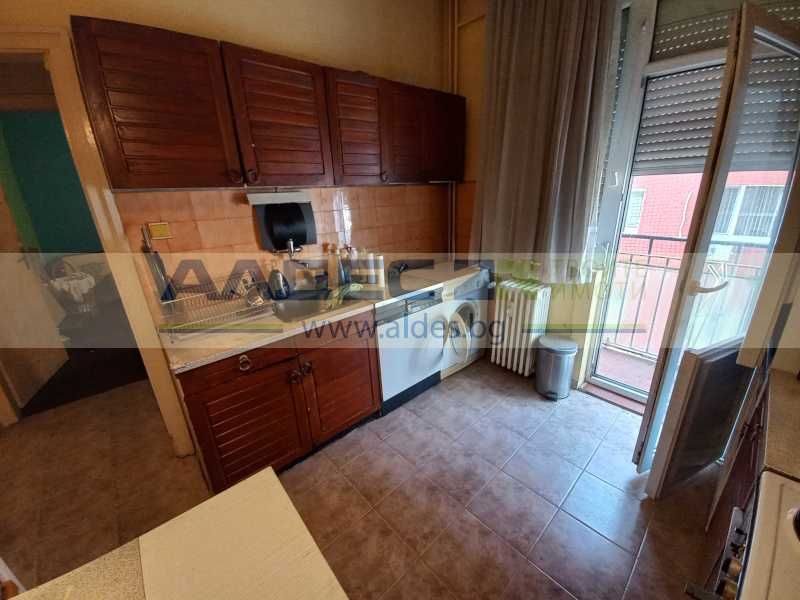 Продава се Тристаен апартамент в София, Център - 110 кв.м за 3591 €/кв.м - Снимка #11