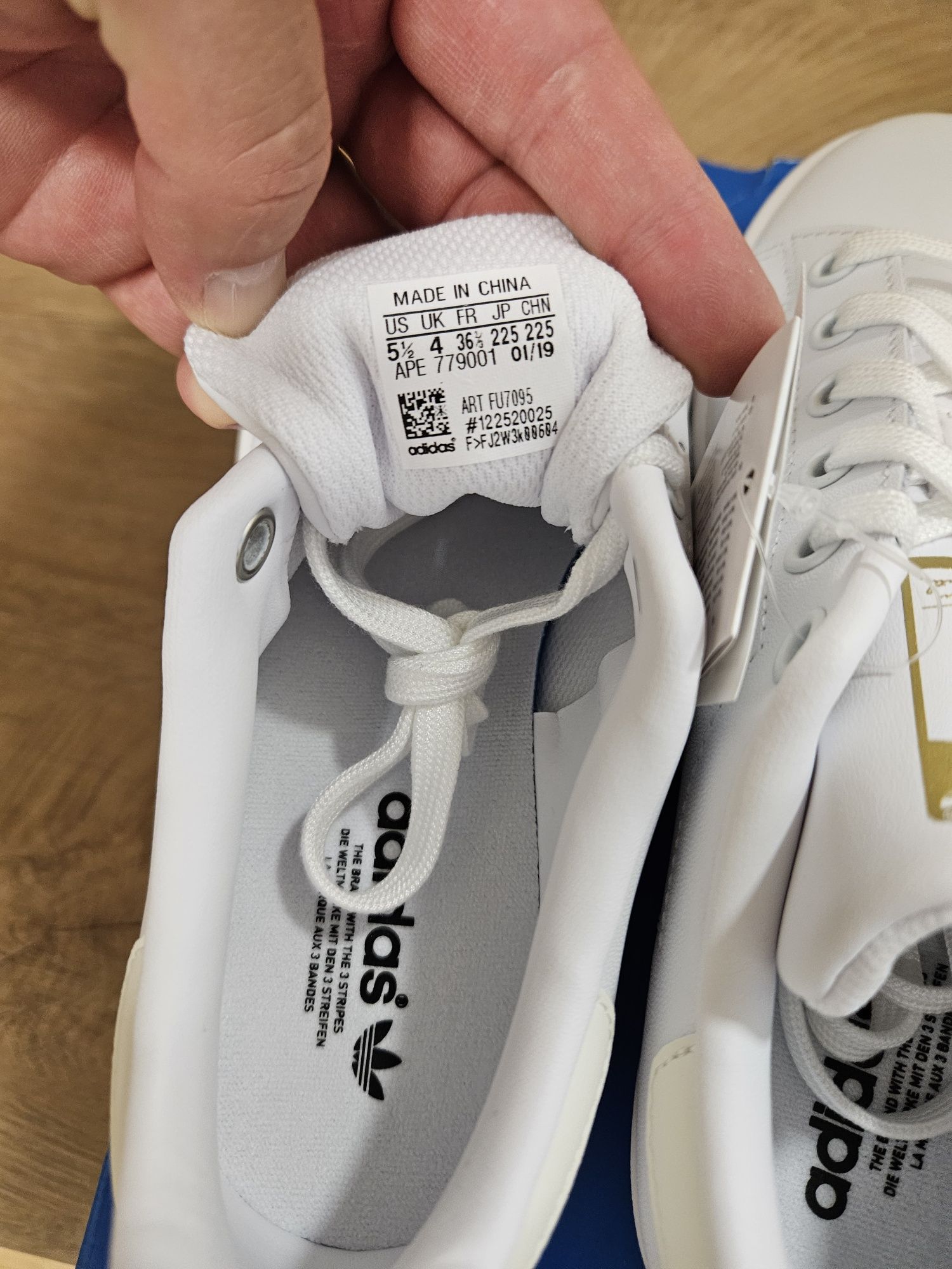 Adidas Stan Smith Originals, нови в кутия, номер 39