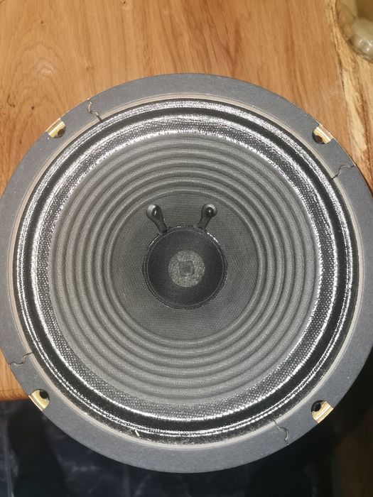 Difuzor Marshall.Adaptor Asus pentru tabletă.Difuzor bass FBT. RCF M08