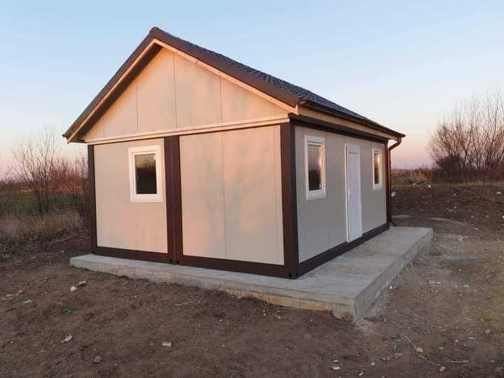 Casa, garaje auto pe structura metalica si panou sandwich termoizolant