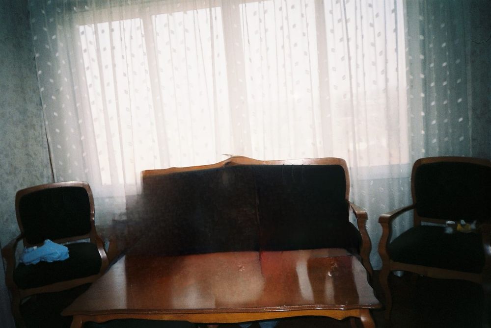 Холна гарнитура от масивно дървоо