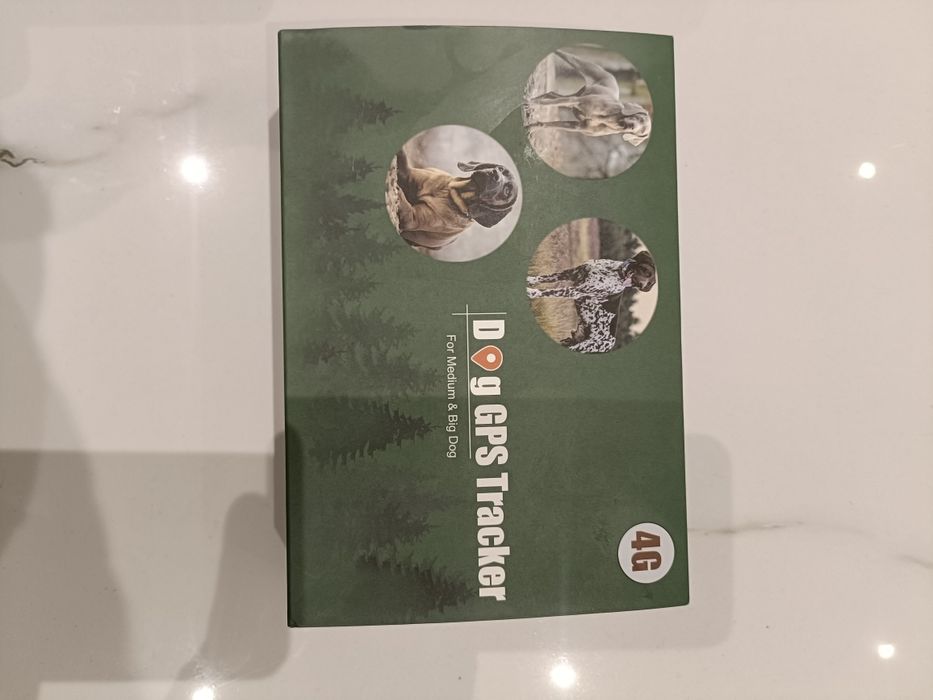 Tracker-ul este fabricat dintr-un material PVC special de inalta calit