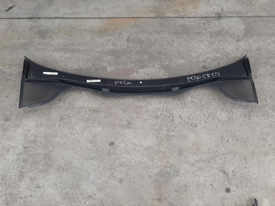 grila stergator parbriz  vw polo 6r cross 2017  1.4 tdi cus  6r1819415c