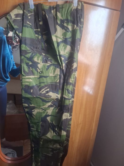 Pantaloni army verde