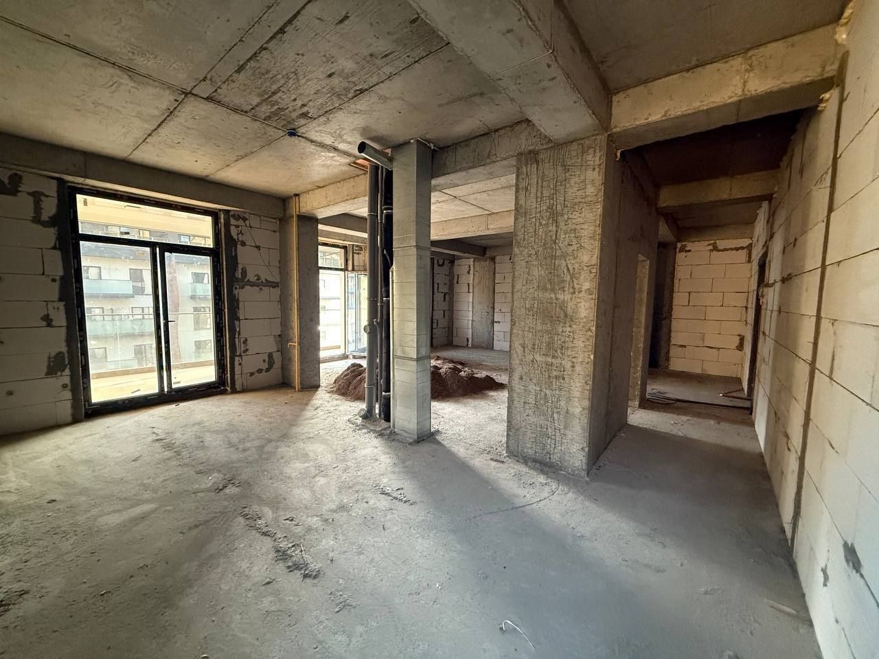 3/8/14 78м² Продается Дархан ЖК Imperial club city каробка