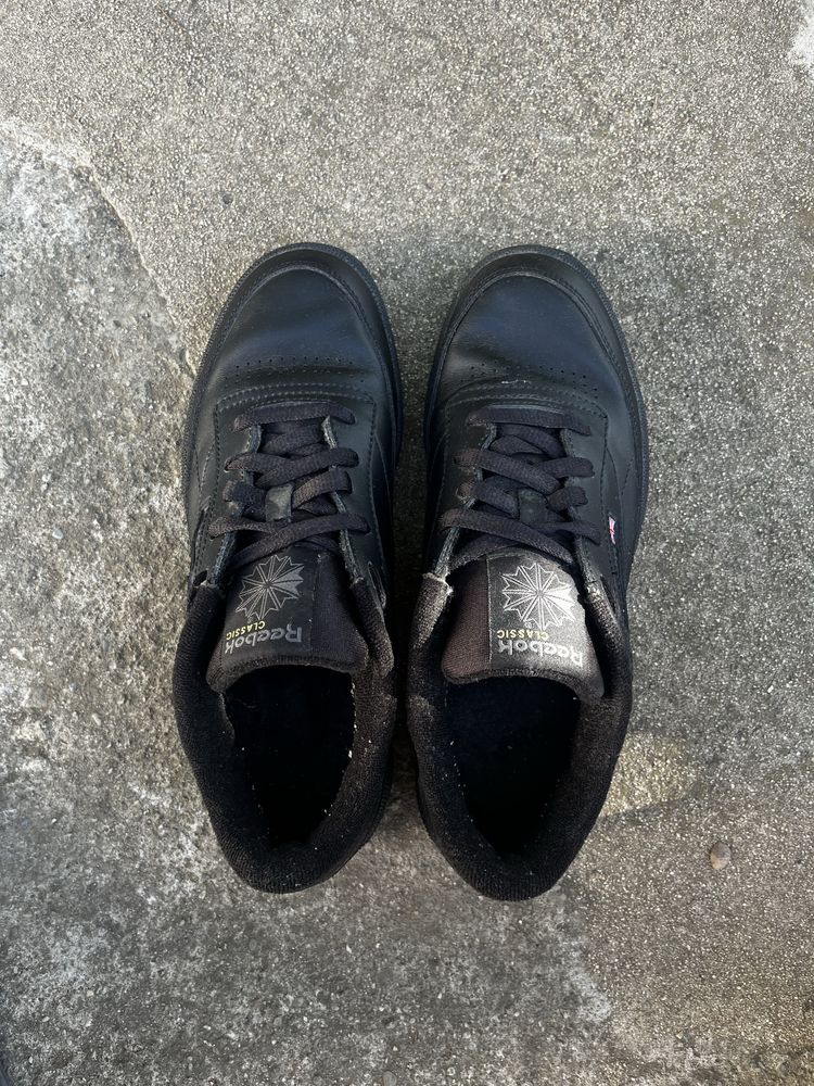 Обувки reebok 43