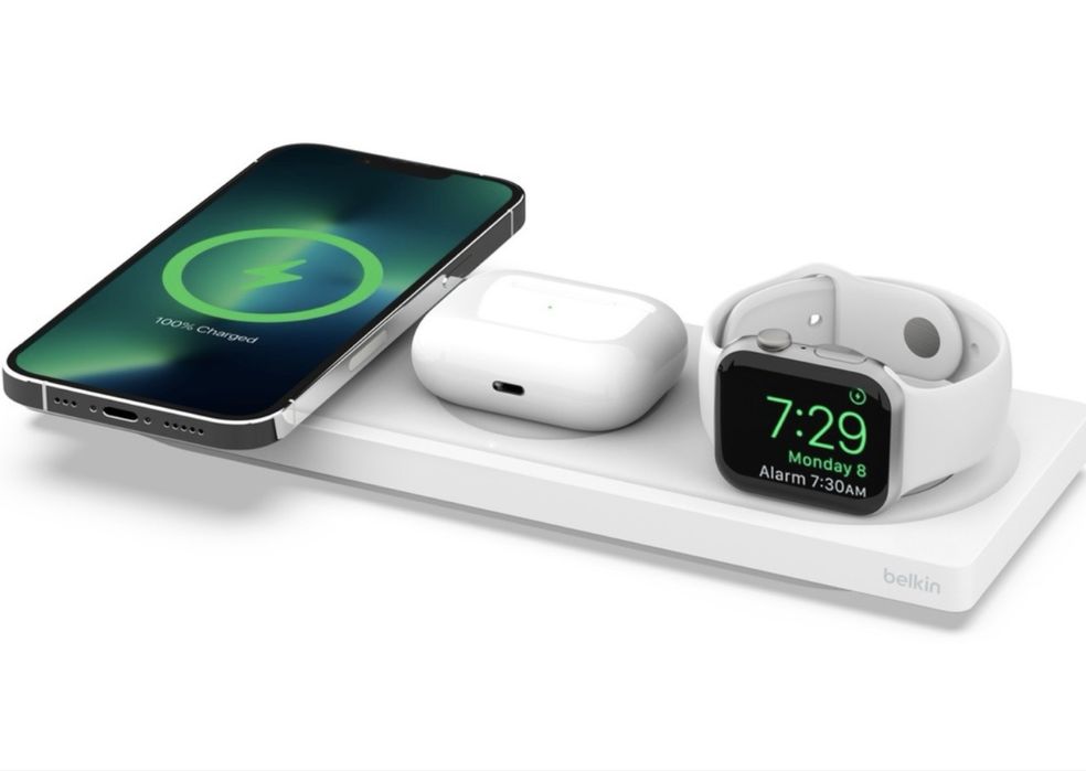 Безжично зарядно устройство Belkin, Boost Charge Pro, 3 in 1 с Magsafe