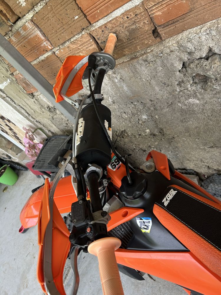 Продавам KTM sx 125