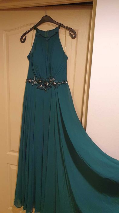 Vand rochie de seara