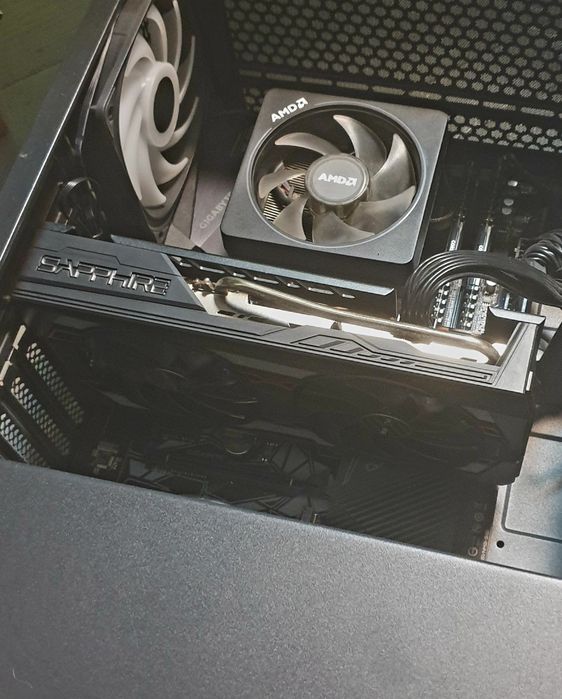 Видеокарта Sapphire RX 5600 XT 6GB GDDR6