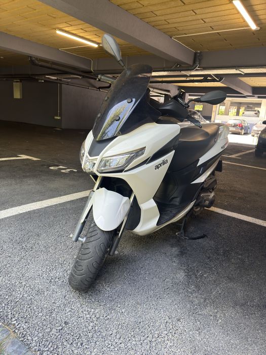 Scuter aprilia SXR 50 2022