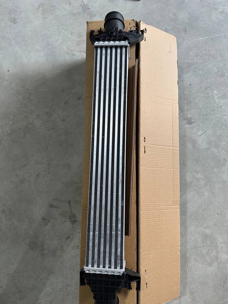 BYD barcha madellari uchun Radyatorlar