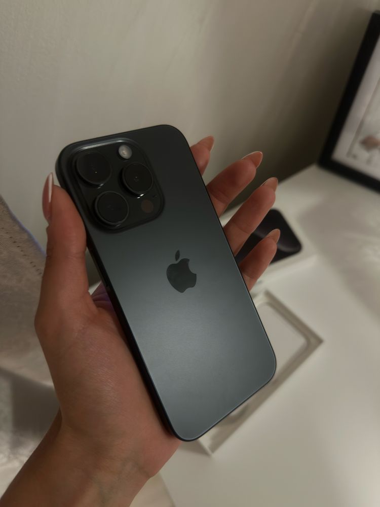 Iphone 15 Pro , black titanium, 256 GB
