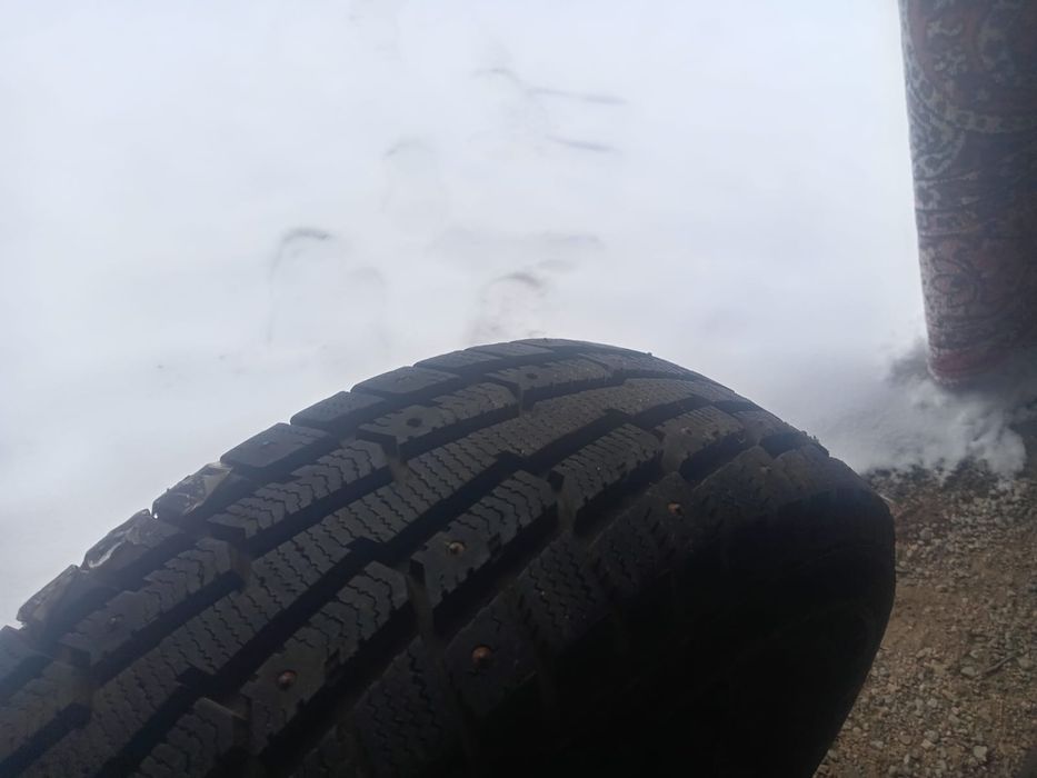 Шины б/у в отличном состоянии