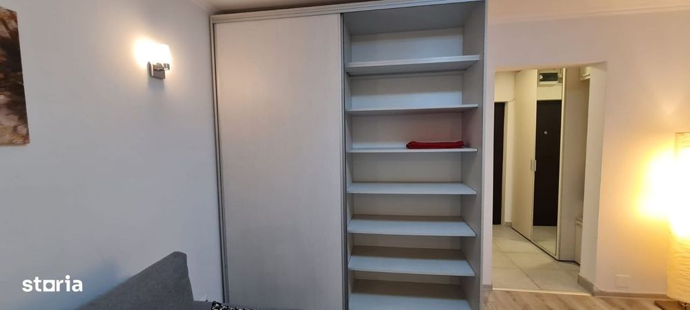 Proprietar, Favorit, 9/9, 32 mp, metrou la 100 m, mobilata si utilata