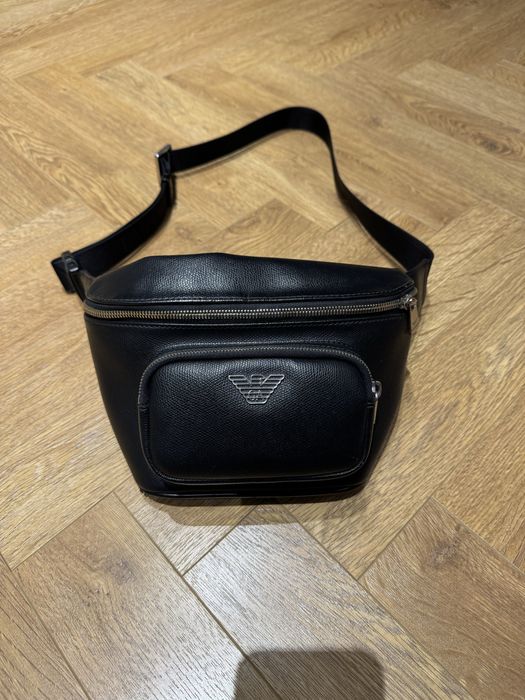 Стильная мужская поясная сумка Emporio Armani, кожа, выгодно