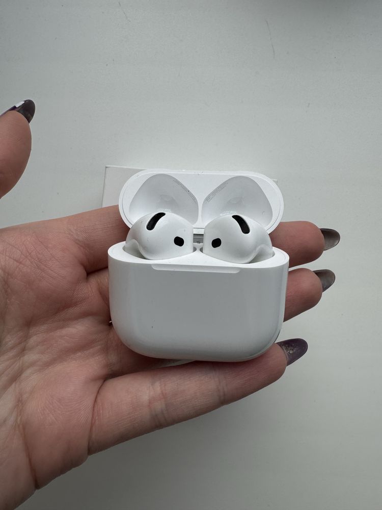Airpods 4 оригинал