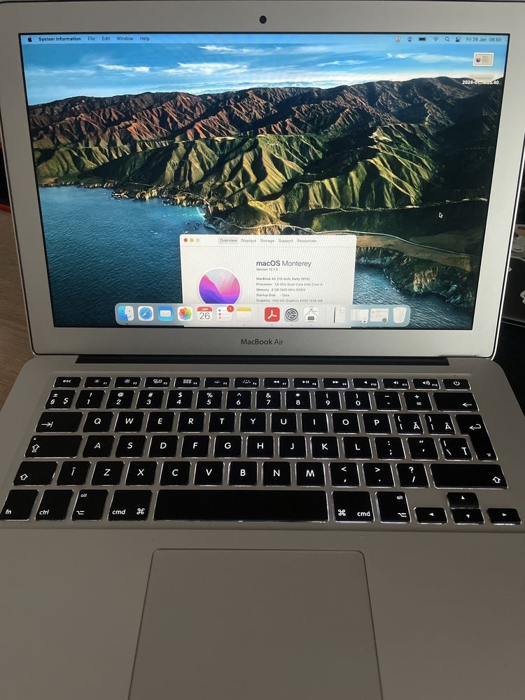 MacBook Air 13 Inch Early 2015 (cu unele probleme, pret redus)