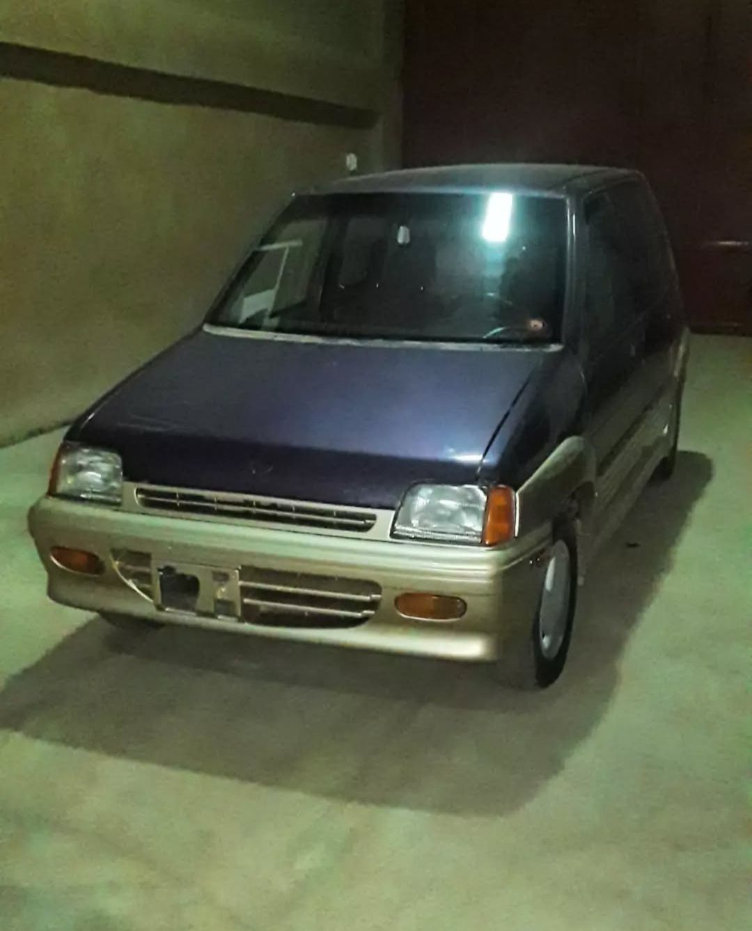 Tiko sotiladi 1996