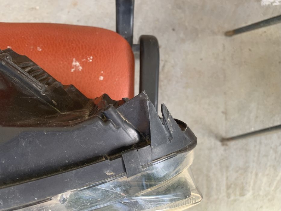 Far Renault Captur 1 partea /dreapta an 2013/2014/2015/2016/2017/2020