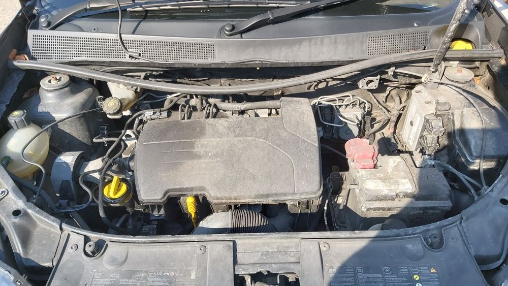 Piese Logan MCV Dezmembrez Dacia Logan MCV 2 1,2 16v