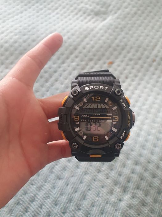 Сағат сатылады 5000