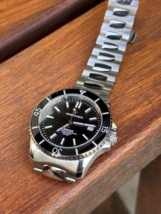 Продам часы Venezianico Nereide