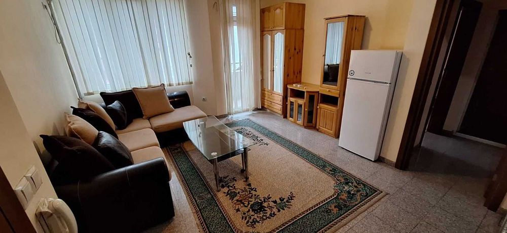 Двустаен апартамент Кючук Париж